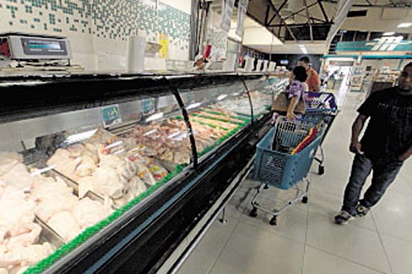 Asociaciones de consumidores recomiendan analizar opciones