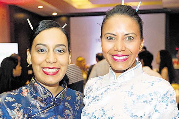 7. Dayana Castro y Marcela Ortega.