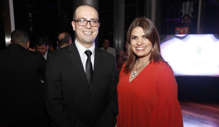4. Miguel Huertas y Mayli Santamaría. 4. Miguel Huertas y Mayli Santamaría.