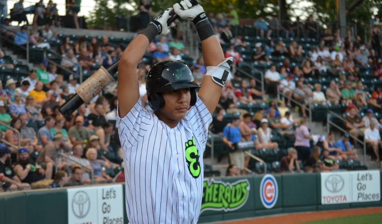 Miguel Amaya registra un promedio de bateo de .221 en 31 turnos al bate esta temporada. /Foto Dustin Smith 