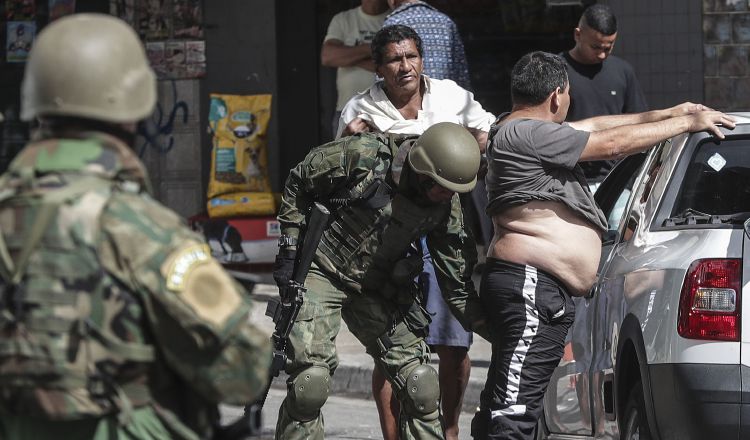 Las autoridades tratan de controlar la escalada de violencia en Río de Janeiro. /Foto EFE