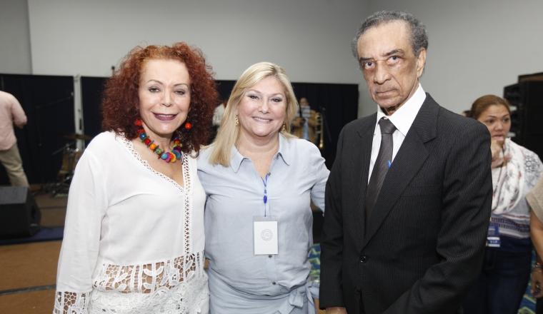 Priscilla Delgado, Orit Btesh y Justo Arroyo, el domingo. Priscilla Delgado, Orit Btesh y Justo Arroyo, el domingo.