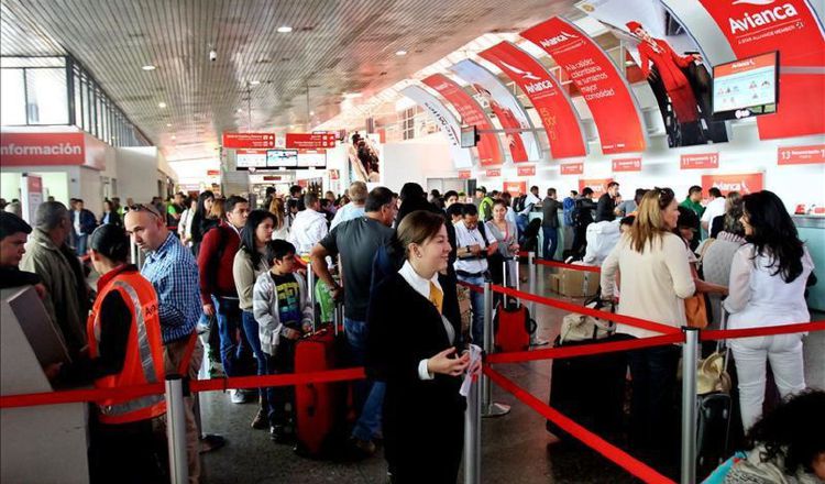 La empresa busca que haya consecuencias en materia laboral, civil y penal en contra de los trabajadores que participan en la huelga. /Foto EFE