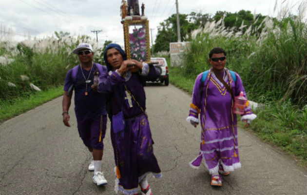 Preparativos para recibir a mil de personas en la fiesta del Cristo Negro de Portobelo.