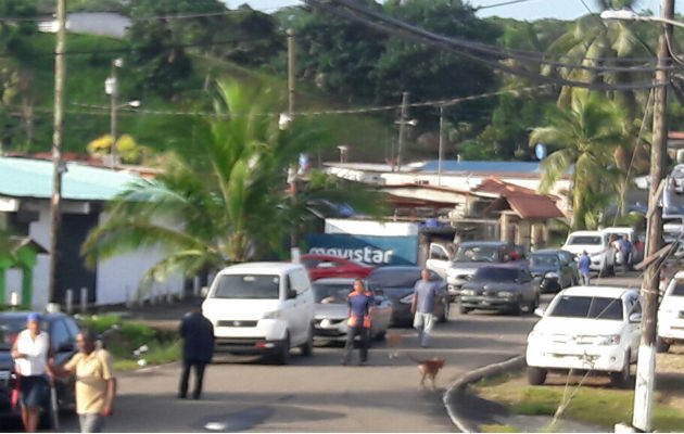 Moradores de Palmas Bellas dicen que no han recibido respuestas. Foto: Delfia Cortez