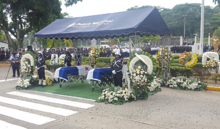 Honras fúnebres de policías /Foto Archivo 