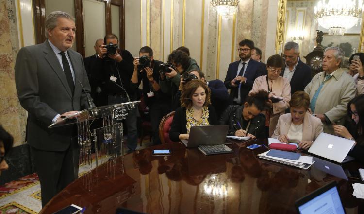 El ministro portavoz del Gobierno español, Íñigo Méndez de Vigo ante el Congreso de los Diputados. /Foto EFE