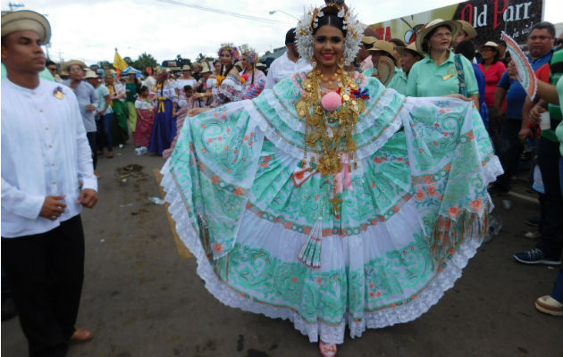 Zaray Córdoba, es una de las aspirantes a la corona. Foto: Zenaida Vásquez. 