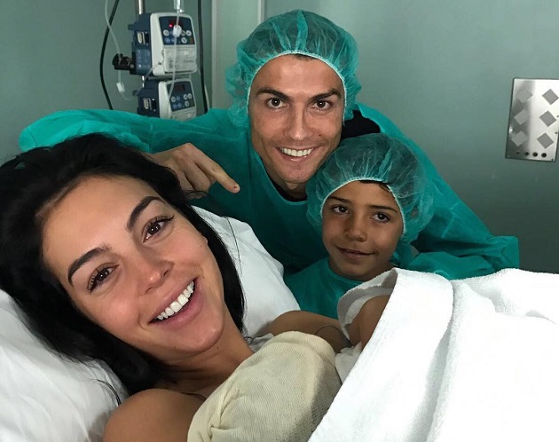 Cristiano presentó a Alana Martina Foto  @Cristiano