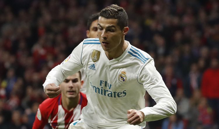 Cristiano Ronaldo no pudo salir de su sequía de goles en la Liga, torneo en el que lleva un tanto. /Foto EFE