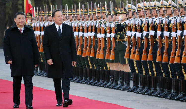 Hoy culmina la agenda de cinco días por China, donde participa el presidente, varios ministros y un grupo de empresarios. /Foto Cortesía