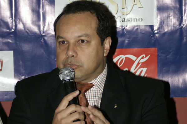 Alvarado expresidente de la Fepafut.