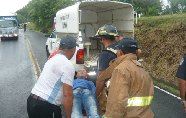 Traslado de pacientes. Fotos: Zenaida Vásquez. 