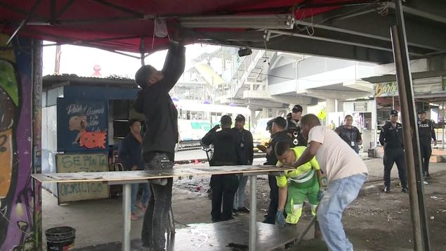 Se decomisó cigarrillos, verduras y hasta mariscos / Redes.