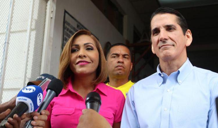 Rómulo Roux es calificado de