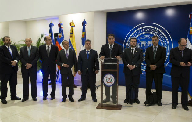 Miembros de la oposición venezolana luego de la reunión del pasado viernes. FOTO/EFE
