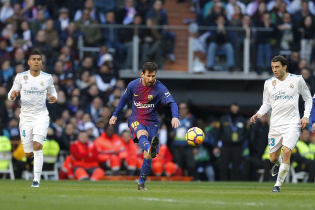 Acción del clásico español. Foto AP