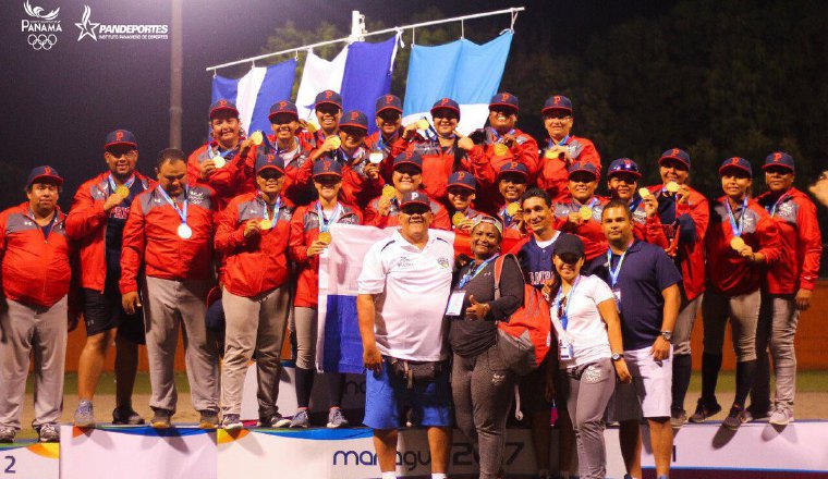 El sóftbol femenino obtuvo oro los Centroamericanos. El sóftbol femenino obtuvo oro los Centroamericanos. /Foto Cortesía/COP