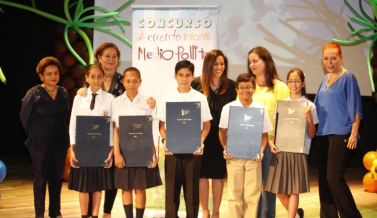 Concurso. Premiación del Inac a ganadores del Medio Pollito 2017. Concurso. Premiación del Inac a ganadores del Medio Pollito 2017.