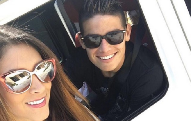 La pareja mantiene una buena relación por el bien de su hija.