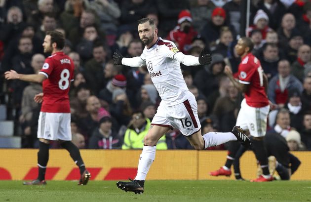 Steven Defour uno de los goleadores del Burnley. Foto AP Steven Defour uno de los goleadores del Burnley. Foto AP