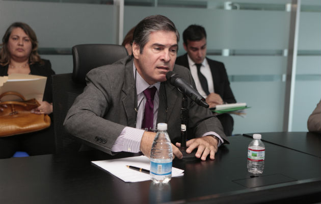 Domínguez aseguró que él no se opone la unión civil, pero sí a los matrimonios religiosos entre homosexuales / Víctor Arosemena.