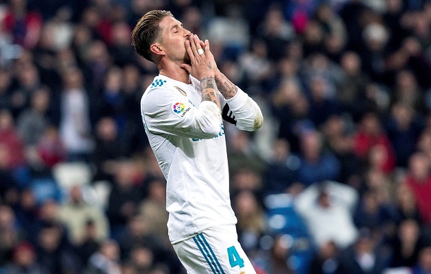 Real Madrid no ve la luz.
