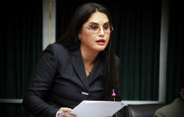 Así cuestionó la diputada Zulay Rodríguez a Moore y Tovar