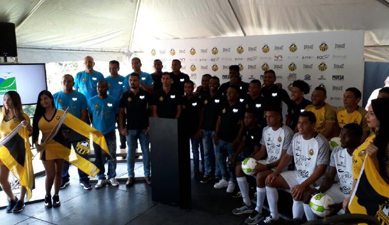 CAI presenta la plantilla de su primer equipo. CAI presenta la plantilla de su primer equipo.
