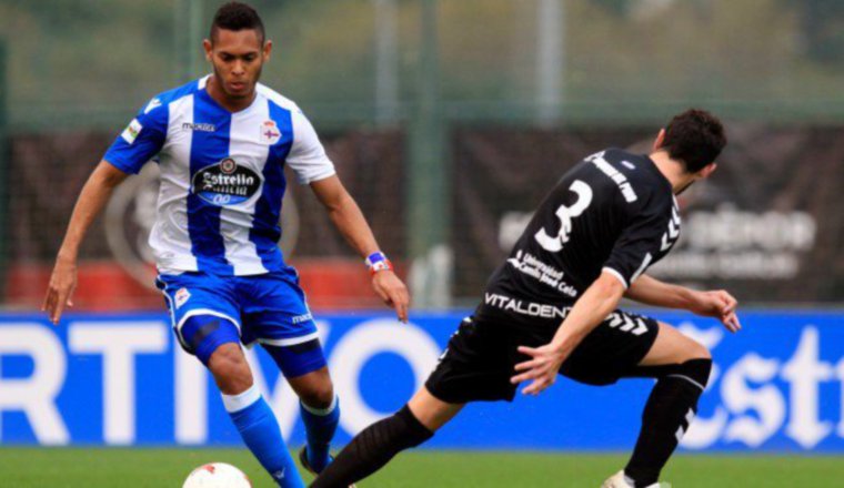 Ismael Díaz tiene 12 partidos con el Real Club Deportivo Fabril. Ismael Díaz tiene 12 partidos con el Real Club Deportivo Fabril.