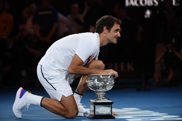 Roger Federer  tras ganar en Australia. Foto EFE