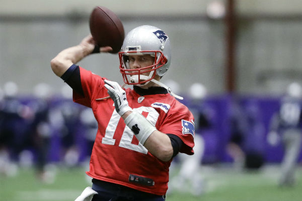 Tom Brady en su preparación para el Super Bowl. Foto:AP