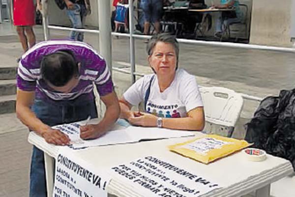 Movimiento ciudadano intentó convocar una nueva constituyente