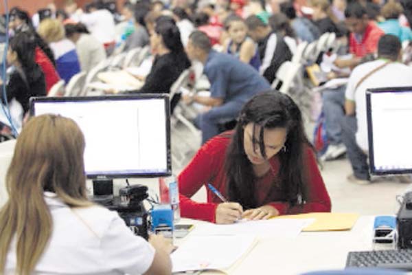 Los contratos de trabajo  por tiempo indefinido disminuyeron un 7.1%