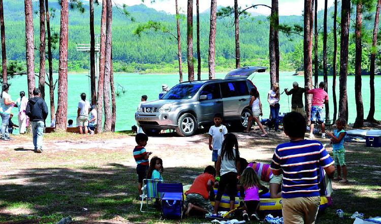 Los turistas buscan como opción el lugar debido a la belleza de la reserva forestal y la oportunidad de acampar en familia. /Foto Archivo