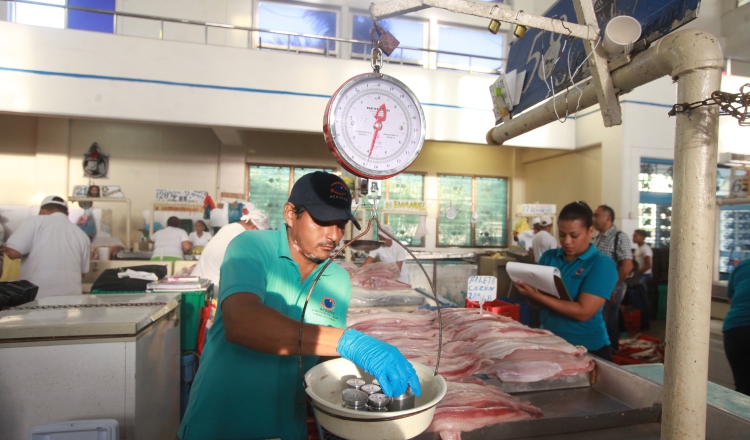 La Cuaresma es un tiempo que por tradición los panameños tienden a consumir mayor cantidad de pescado. Archivo