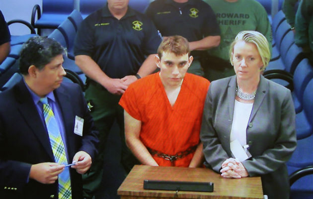 Nikolas Cruz, enfrenta 17 cargos criminales por la matanza que perpetró. Foto: EFE