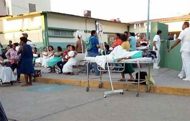 Evacuaron a los pacientes de los hospitales de Pinotepa Nacional y Jamiltepec. FOTO/EFE