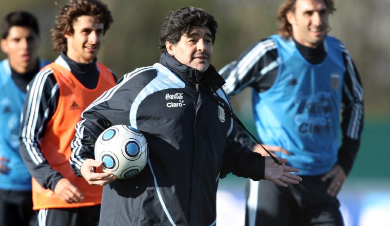 Diego Armando Maradona dirigió a la selección de Argentina en el Mundial de Sudáfrica 2010. /Foto EFE