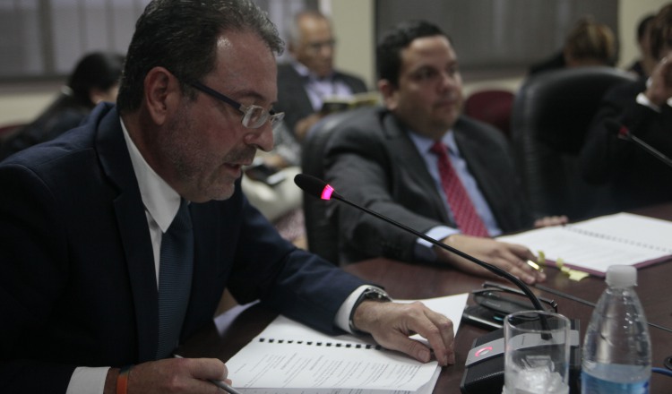 El Miviot designó a Juan Vásquez  para sustentar un traslado. /Foto Víctor Ramos