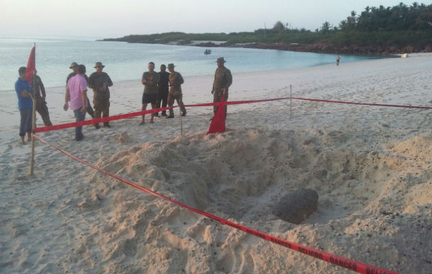 Logran ubicar dos bombas más en Isla Iguana