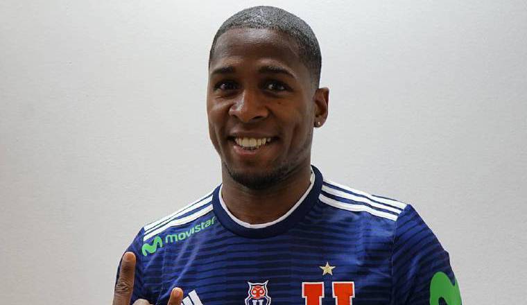Armando Cooper en su presentación con el Club Universidad de Chile. Armando Cooper en su presentación con el Club Universidad de Chile. /Foto Tomada de Twitter