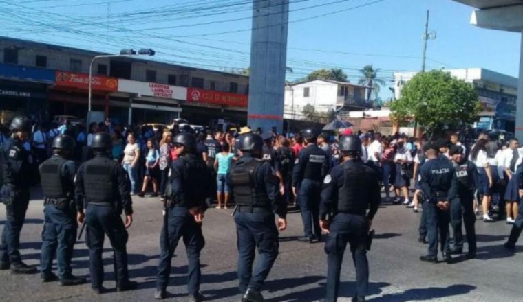 Hubo protesta en la 24 de Diciembre.