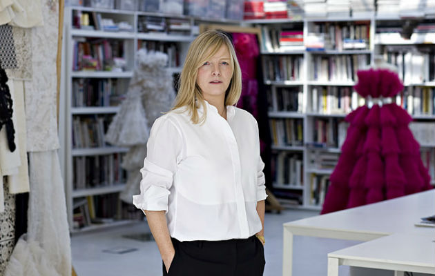 Sara Burton