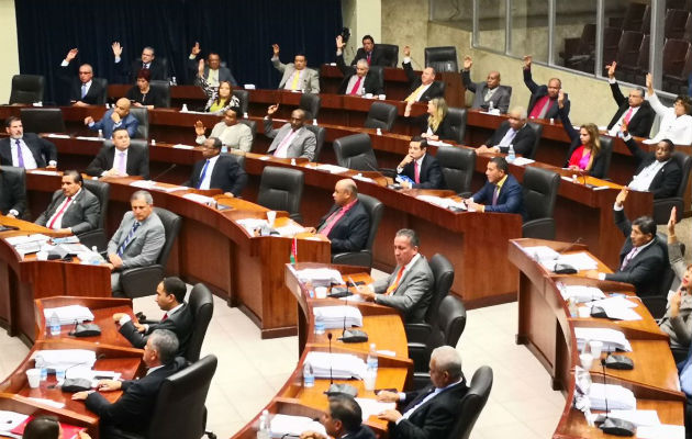 41 diputados aprobaron elegir una nueva Comisión de Credenciales / Foto: @asambleapa.