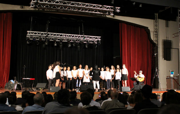 coro del liceo francés Paul Gauguin de Panamá. Foto: Cortesía