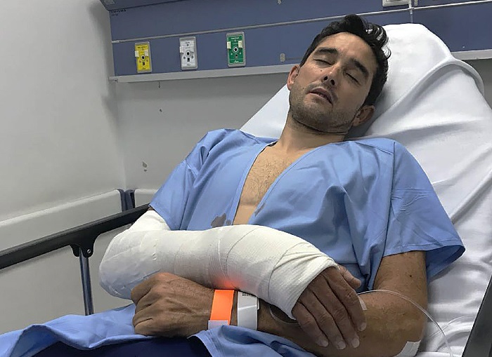 Óscar Sevilla además fue agredido. Foto EFE