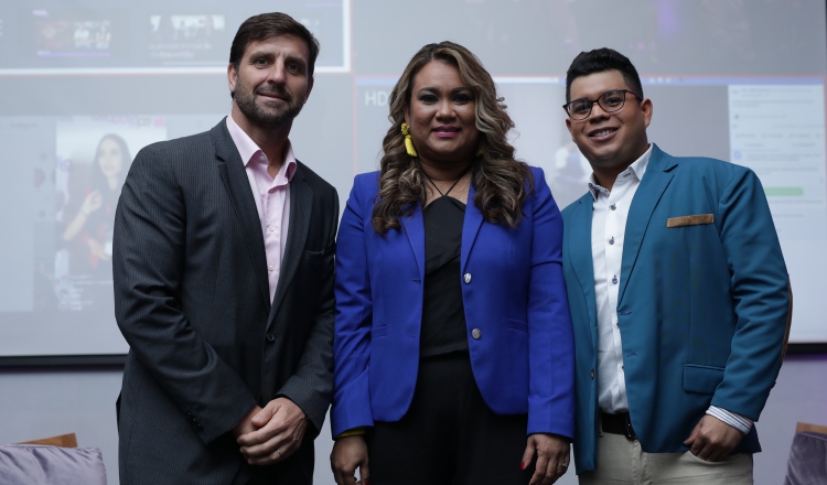Federico Brisky, gerente general de Grupo Epasa, Shanyda Peñalba, directora de día a día, y José Huertas. /Foto Aurelio Herrera