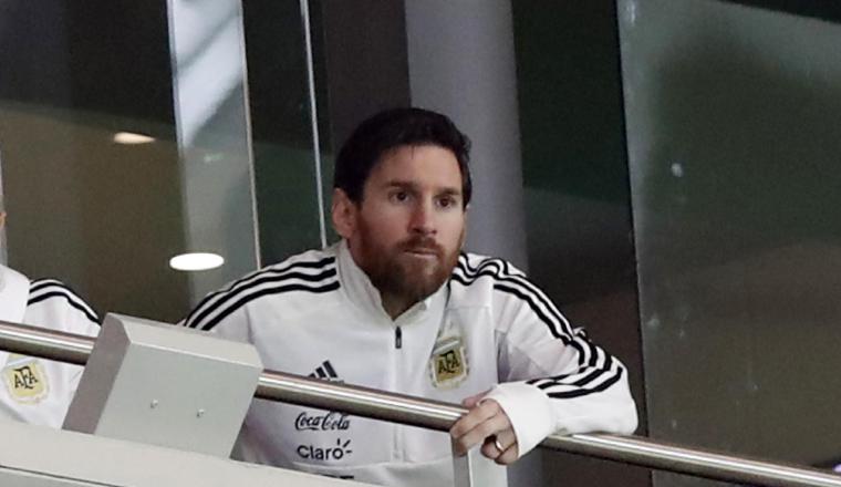 Lionel Messi vio el partido desde las gradas del Wanda Metropolitano de Madrid. /Foto EFE