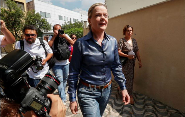 La senadora y presidenta del Partido de los Trabajadores, Gleisi Hoffmann. Foto: EFE